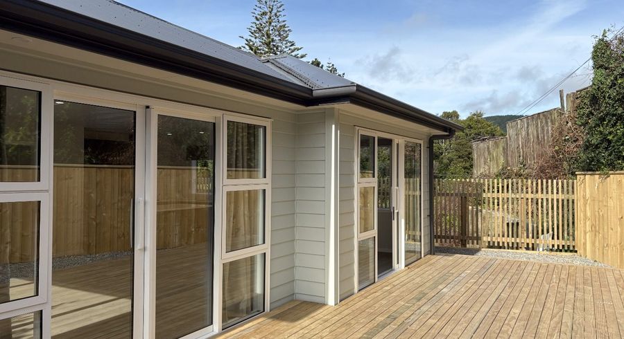  at 5 Tawa Terrace, Tawa, Wellington