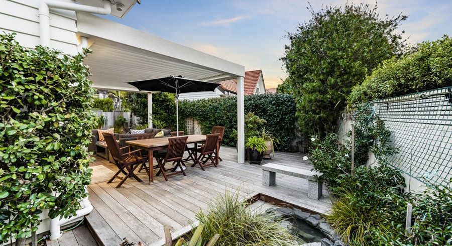 at 1 Parkwood Crescent, Gulf Harbour, Whangaparaoa