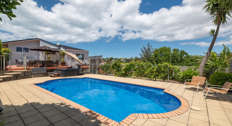  at 7 Charmaine Road, Torbay, Auckland