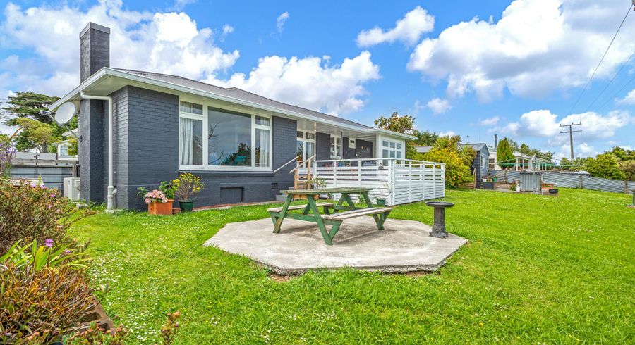  at 5 Nathan Place, West End, Palmerston North