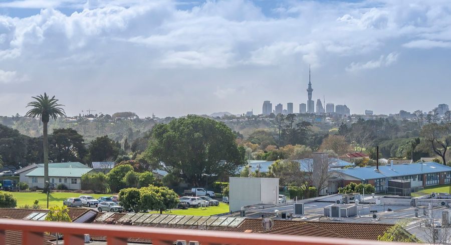  at 706/2B Te Ara Taurapa, Point Chevalier, Auckland City, Auckland