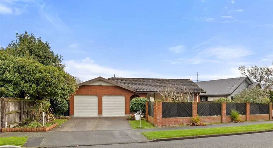  at 11 Karnak Crescent, Russley, Christchurch