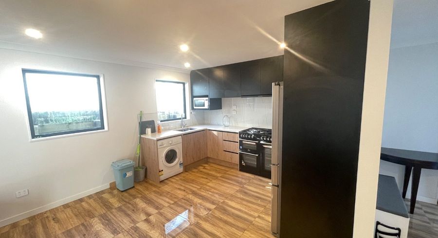  at 89A Rosedale Road, Pinehill, North Shore City, Auckland