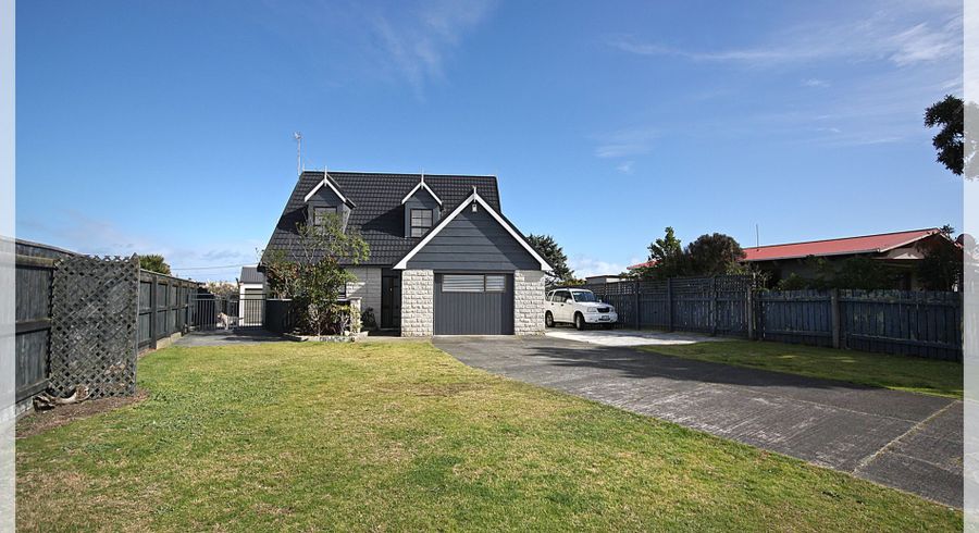  at 24 Thomas Place, Foxton Beach, Horowhenua, Manawatu / Whanganui