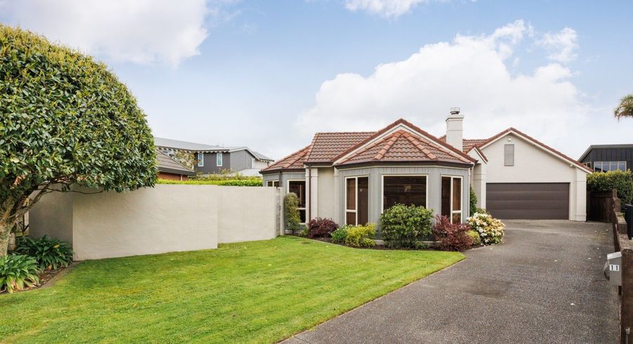  at 11 Pastoral Lane, Hokowhitu, Palmerston North, Manawatu / Whanganui