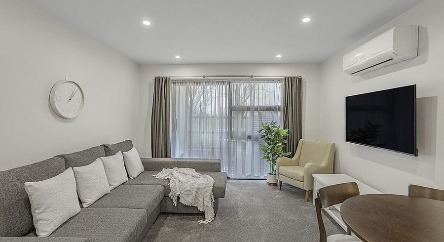  at 8 Te Ara O Ralph Olsen, Wainuiomata, Lower Hutt, Wellington