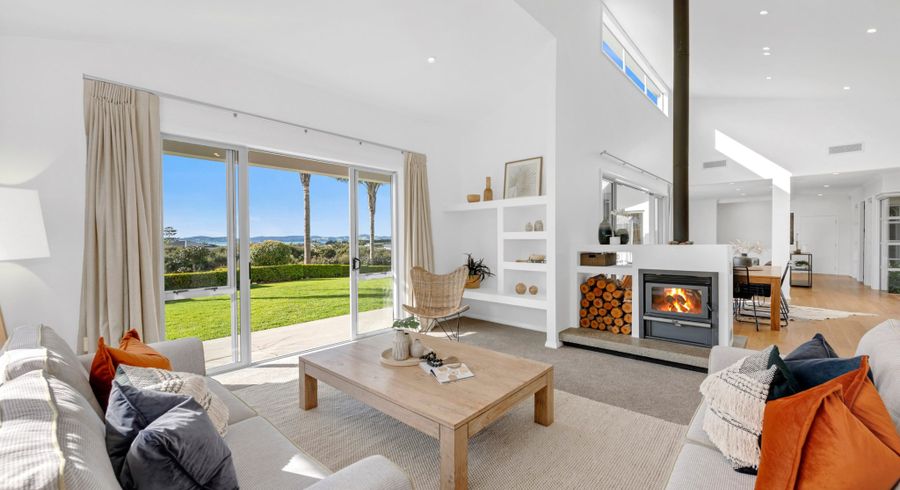  at 9 Intrepid Crescent, Beachlands, Auckland