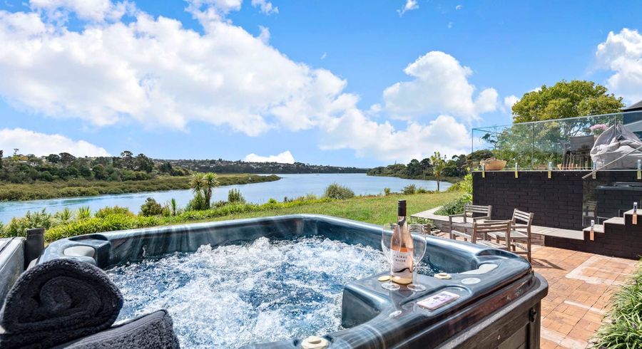  at 34 Renata Crescent, Te Atatu Peninsula, Auckland