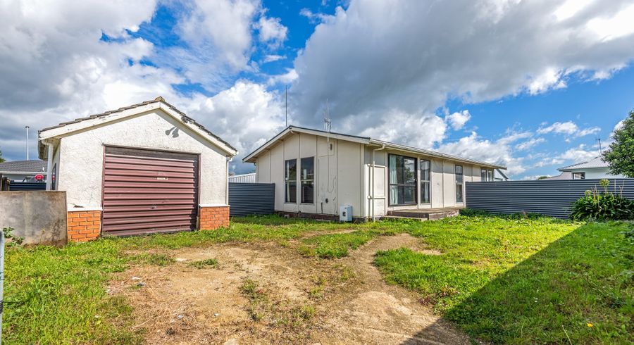  at 14 Dahlstrom Grove, Kelvin Grove, Palmerston North