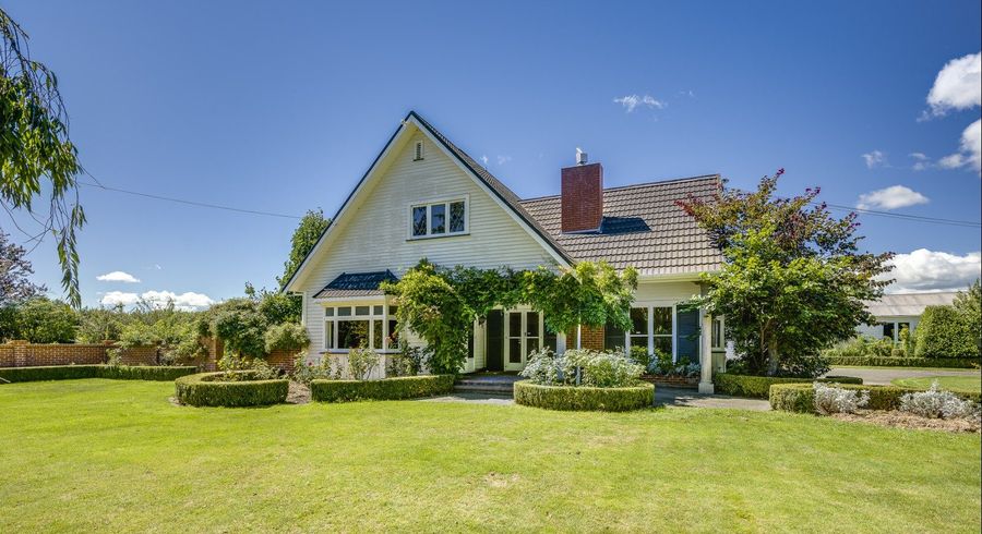  at 1355 Railway Road South and 656 Te Aute Road, Longlands, Hastings, Hawke's Bay