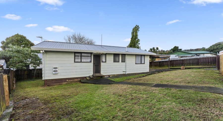 at 1/55 Redcrest Avenue, Red Hill, Papakura, Auckland
