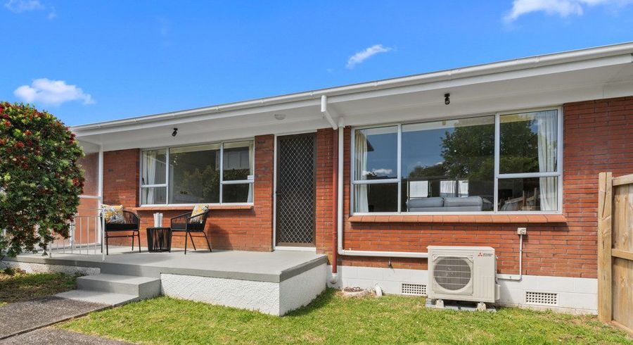  at 2/17 Crossfield Road, Glendowie, Auckland
