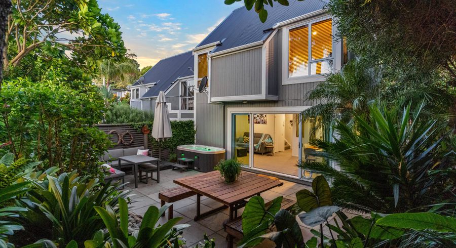  at 1/33 School Road, Kingsland, Auckland