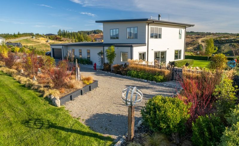  at 50 Eban Road, Redwood Valley