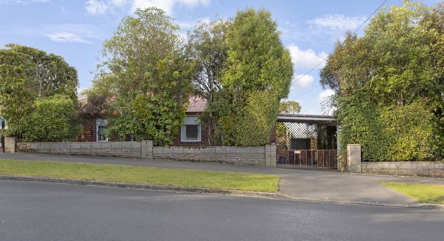  at 4 Gilkison Street, Halfway Bush, Dunedin, Otago