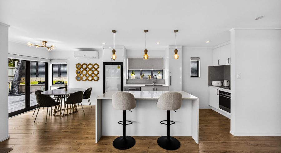  at 4 Anne McLean Drive, Bayview, North Shore City, Auckland