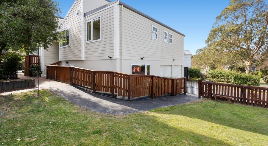  at 55 Discovery Drive, Whitby, Porirua