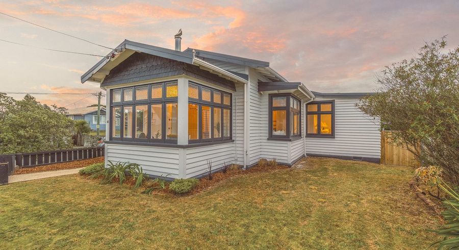  at 34 Bowhill Road, New Brighton, Christchurch City, Canterbury