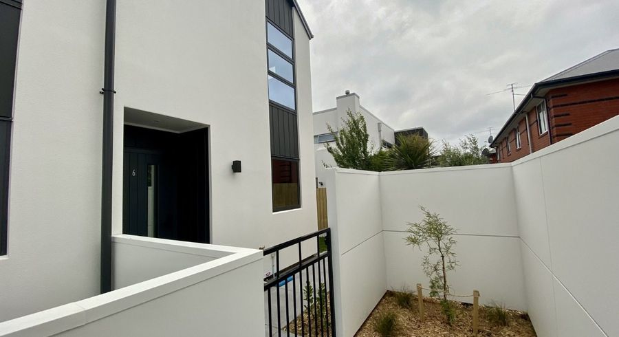  at 6/9a Maronan Street, Woolston, Christchurch City, Canterbury