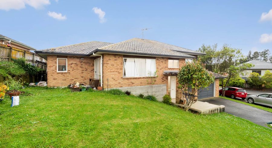  at 7 Whitshire Mews, Massey, Auckland