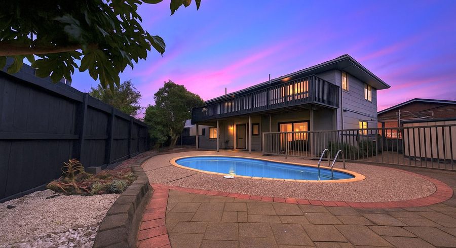  at 141 West Harbour Drive, West Harbour, Waitakere City, Auckland