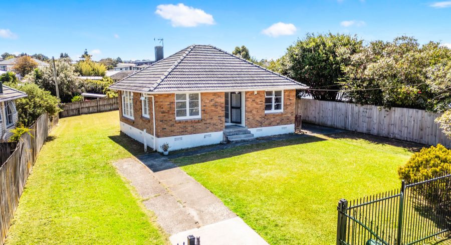  at 80 Mcannalley Street, Manurewa East, Manukau City, Auckland