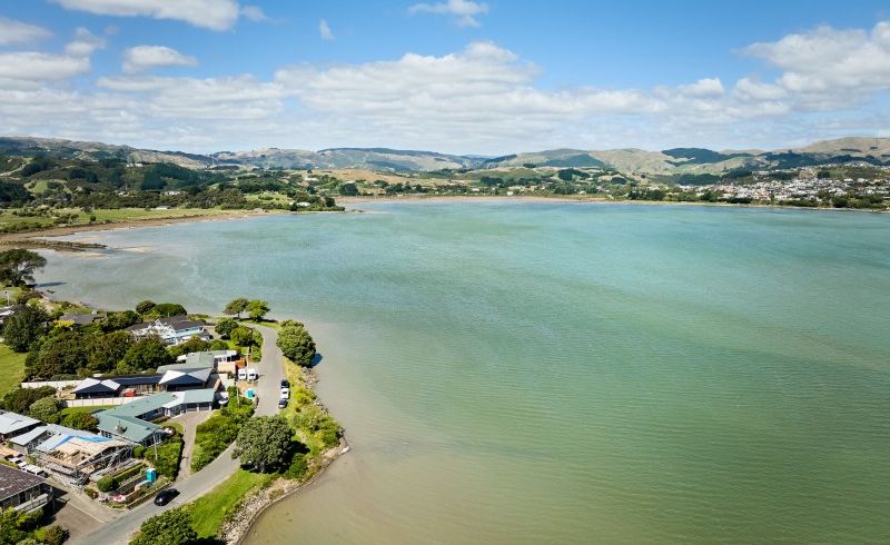  at 19 Motukaraka Point, Pauatahanui