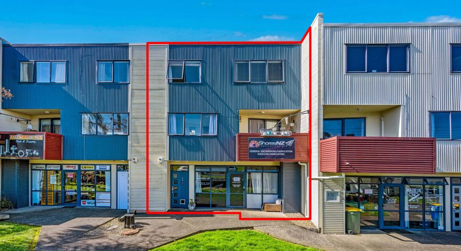  at 2A/12 Corban Avenue, Henderson, Waitakere City, Auckland