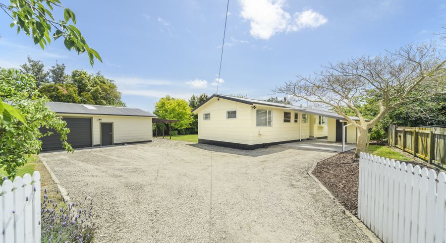  at 8 Flower Street, Bulls