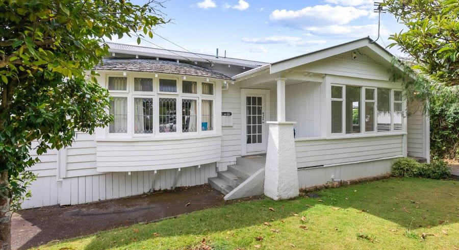  at 15 Rossgrove Terrace, Mount Albert, Auckland City, Auckland