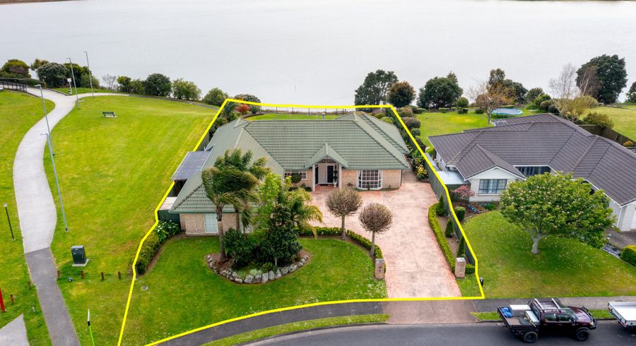  at 74 Rushgreen Avenue, Pahurehure, Papakura