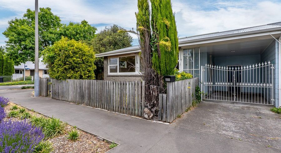  at 2/37 Matipo Street, Riccarton, Christchurch City, Canterbury