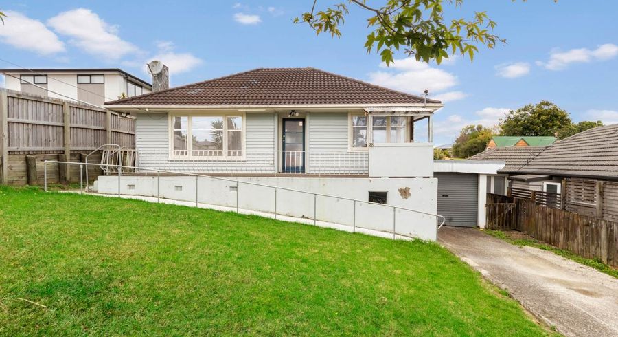  at 54 Vodanovich Road, Te Atatu South, Waitakere City, Auckland