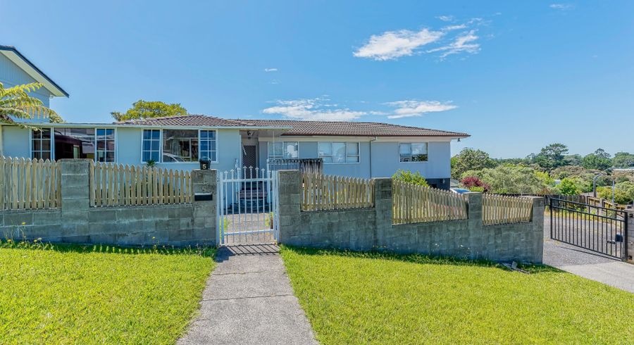  at 5 Sumich Place, West Harbour, Auckland