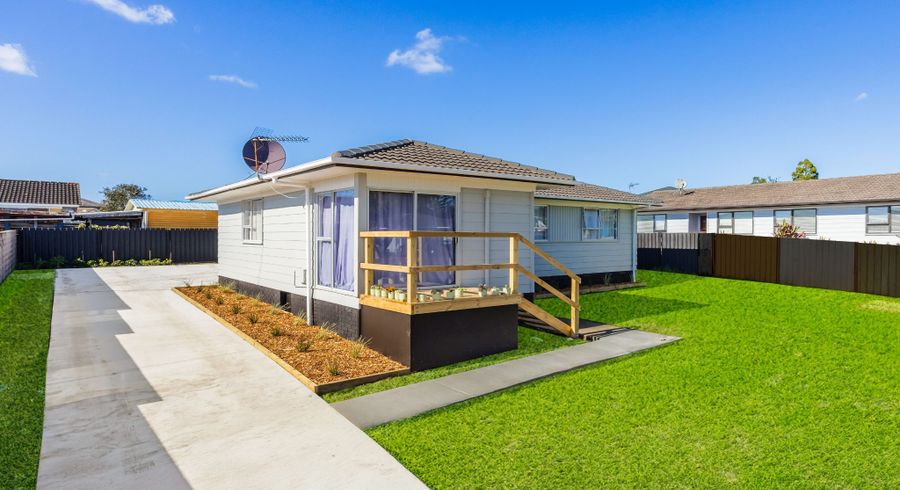 at 5 Israel Avenue, Clover Park, Manukau City, Auckland