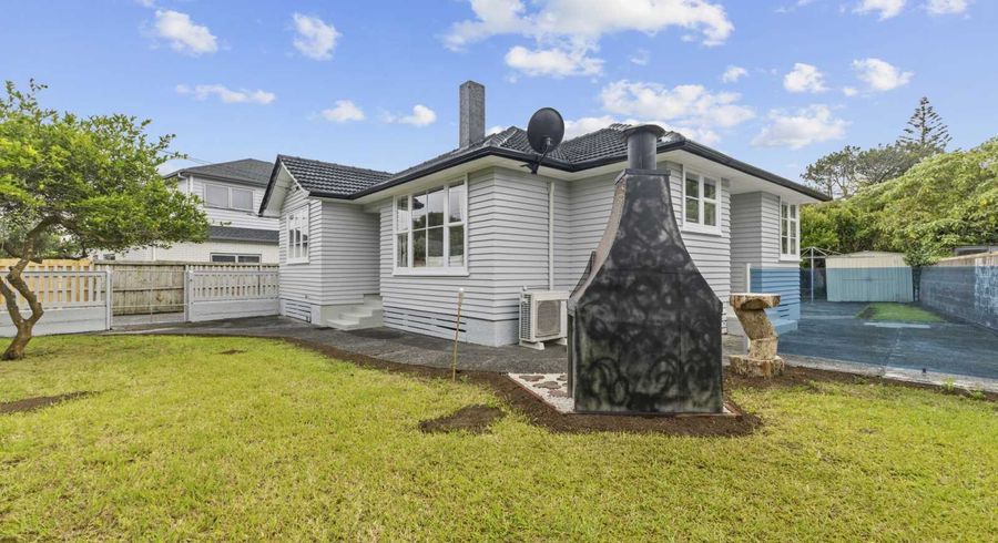  at 1/2 Esperanto Road, Papatoetoe, Manukau City, Auckland