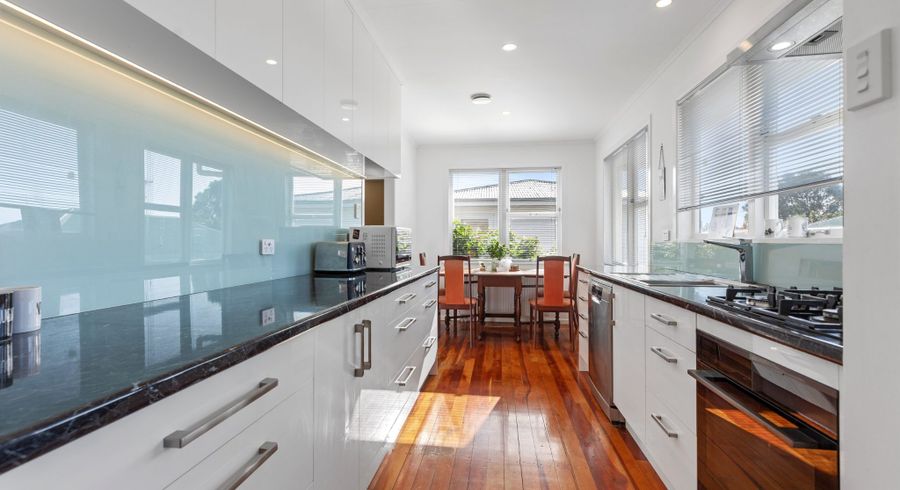  at 8 Simmonds Grove, Greerton, Tauranga, Bay Of Plenty