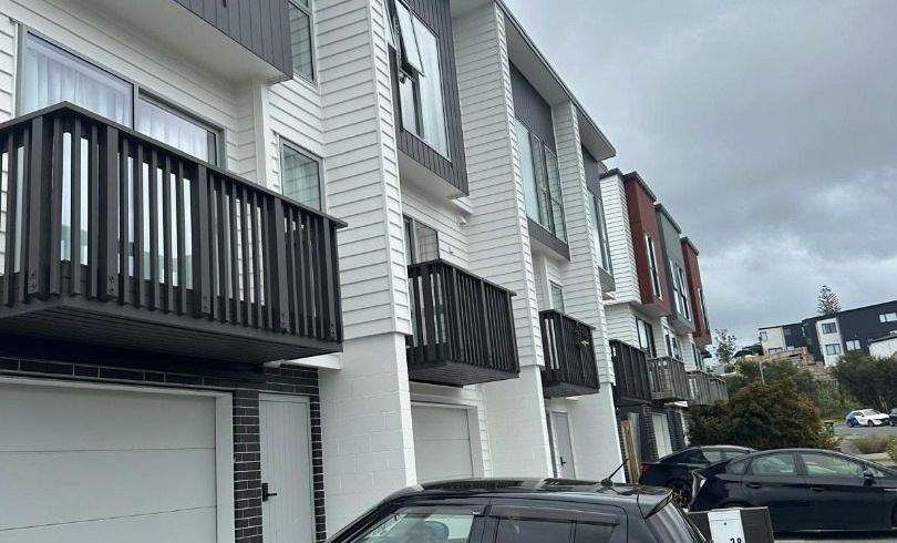  at 39 Lawson Creek Street, Massey, Waitakere City, Auckland