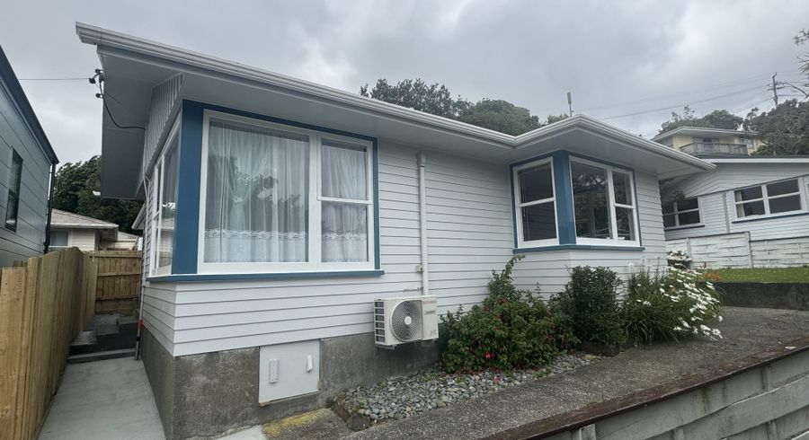  at 46 Catherine Crescent, Paparangi, Wellington, Wellington