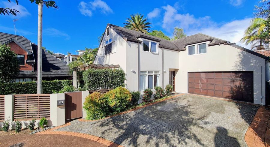  at 38A Oakwood Grove, Eastern Beach, Manukau City, Auckland