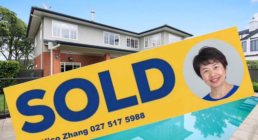  at 231 Bleakhouse Road, Mellons Bay, Auckland