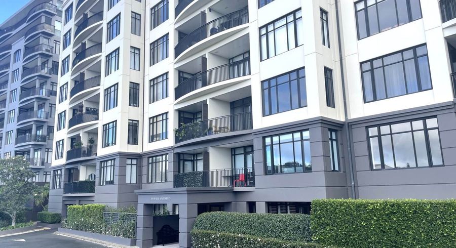  at 2C/38 James Cook Crescent, Remuera, Auckland City, Auckland
