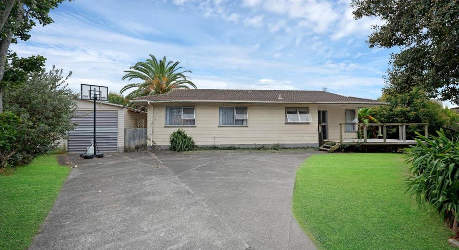  at 84 Ferndown Avenue, Papatoetoe, Auckland