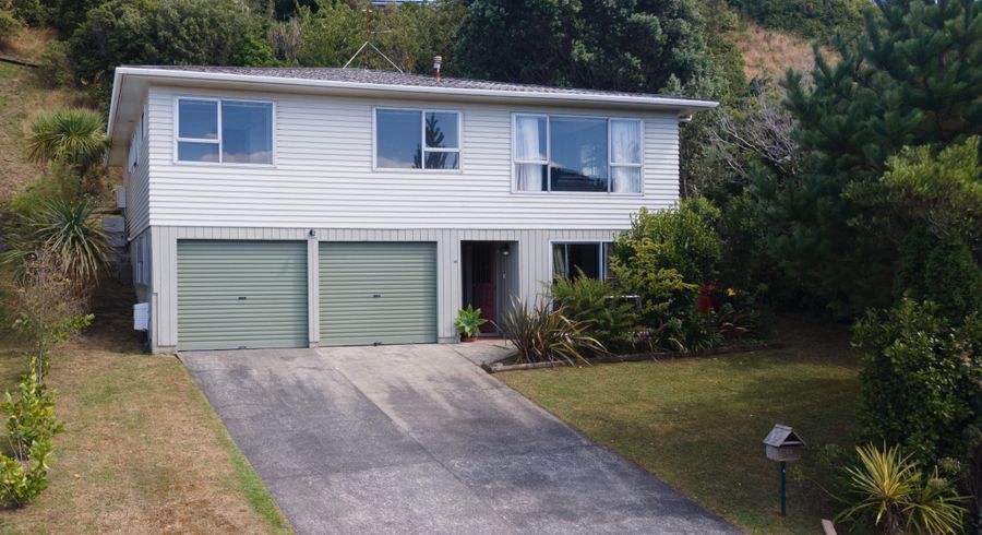  at 68 Fyvie Avenue, Tawa, Wellington