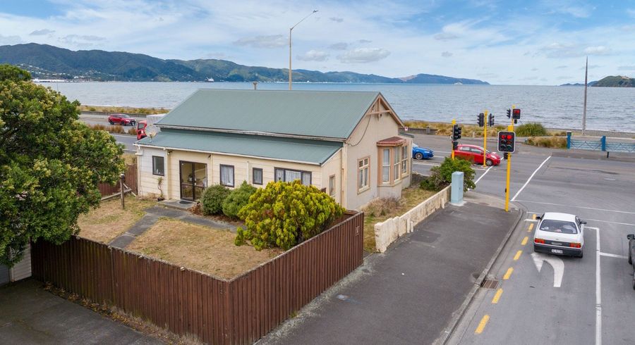  at 2 Cuba Street, Petone, Lower Hutt