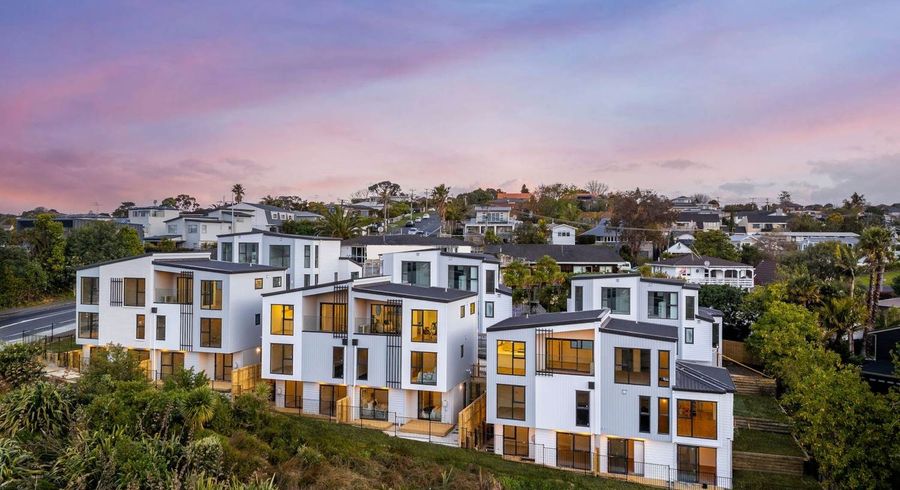  at 6/1090 Beach Road, Torbay, North Shore City, Auckland