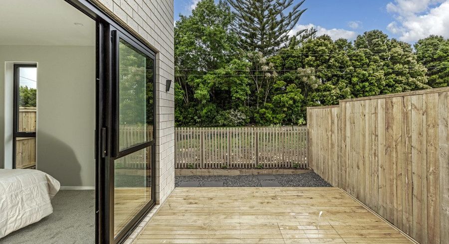  at 8 Kotiu Place, Massey, Waitakere City, Auckland