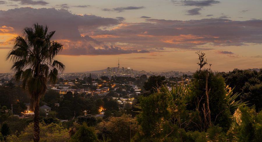  at 10 Stallard Place, Glen Eden, Waitakere City, Auckland