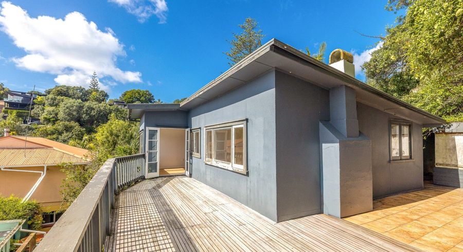  at 9 Tiri View Road, Palm Beach, Waiheke Island, Auckland