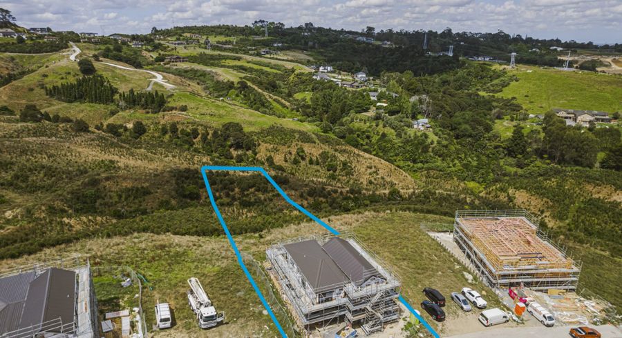 at 8 Backridge Way, Flat Bush, Auckland